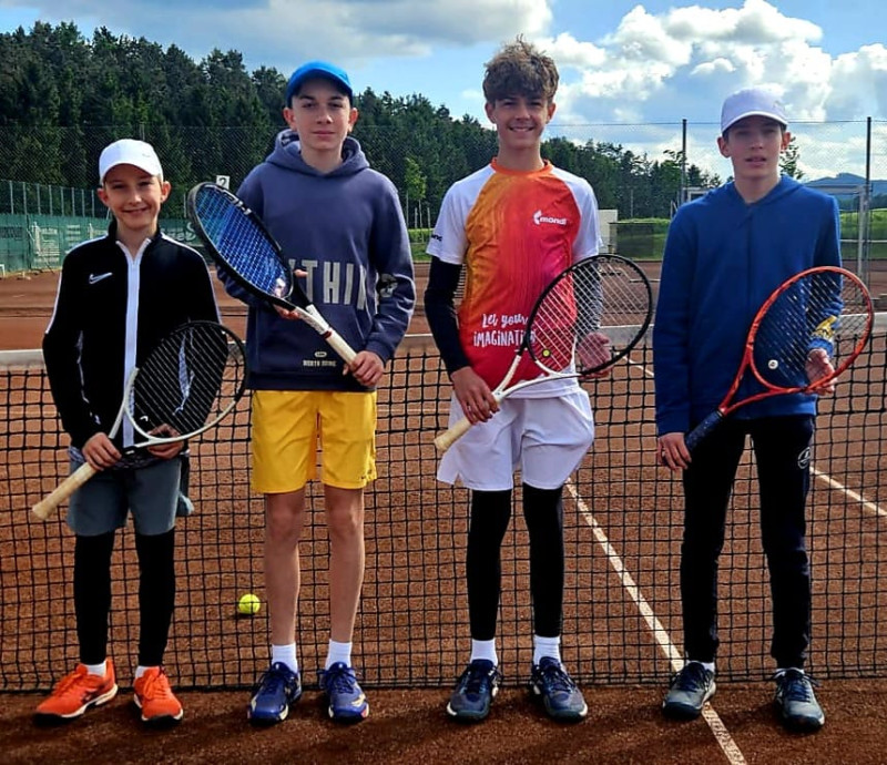 LL U14m: 1:5 in Howodo