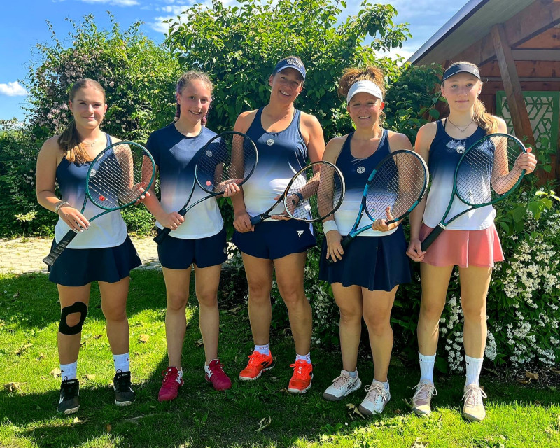 Damen II: 7:0-Sieg in Perschling