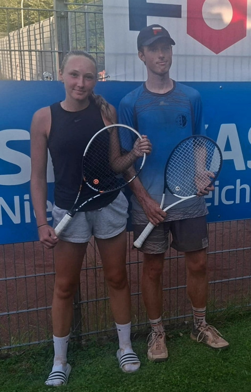 Karo und Patrick gewinnen ITN-Turnier